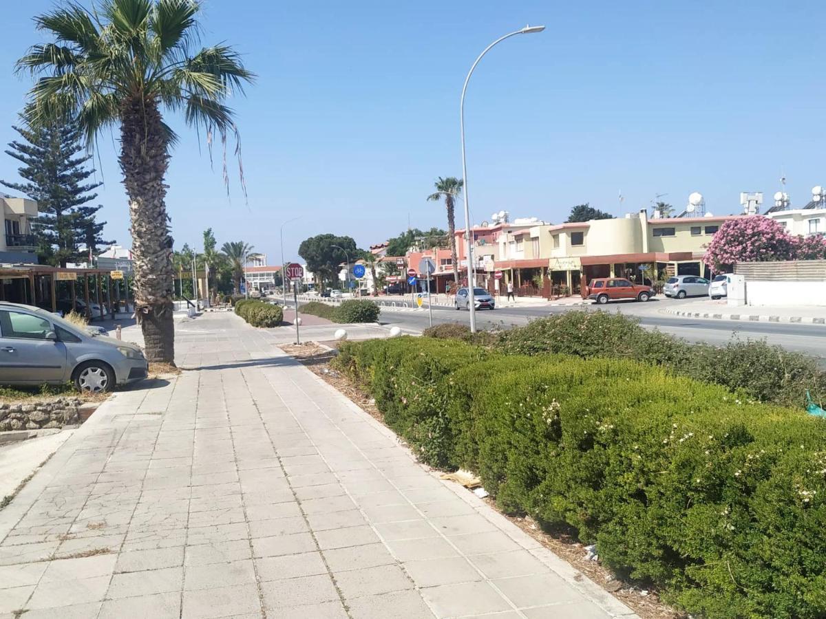 Appartement Charming Holiday Retreat Kato Paphos Apt 400M To The Beach Extérieur photo