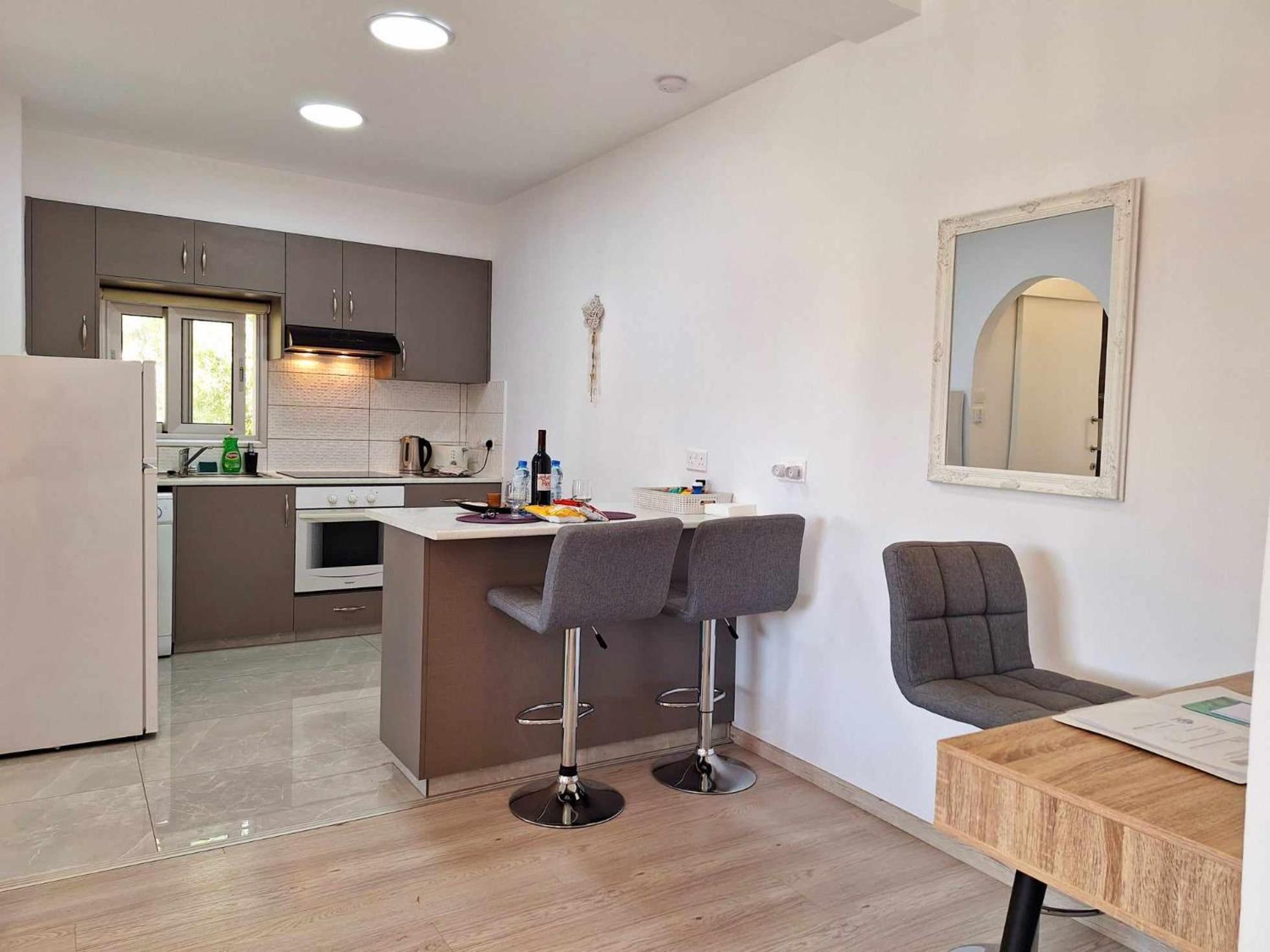Charming Holiday Retreat Kato Paphos Apt 400M To The Beach Extérieur photo
