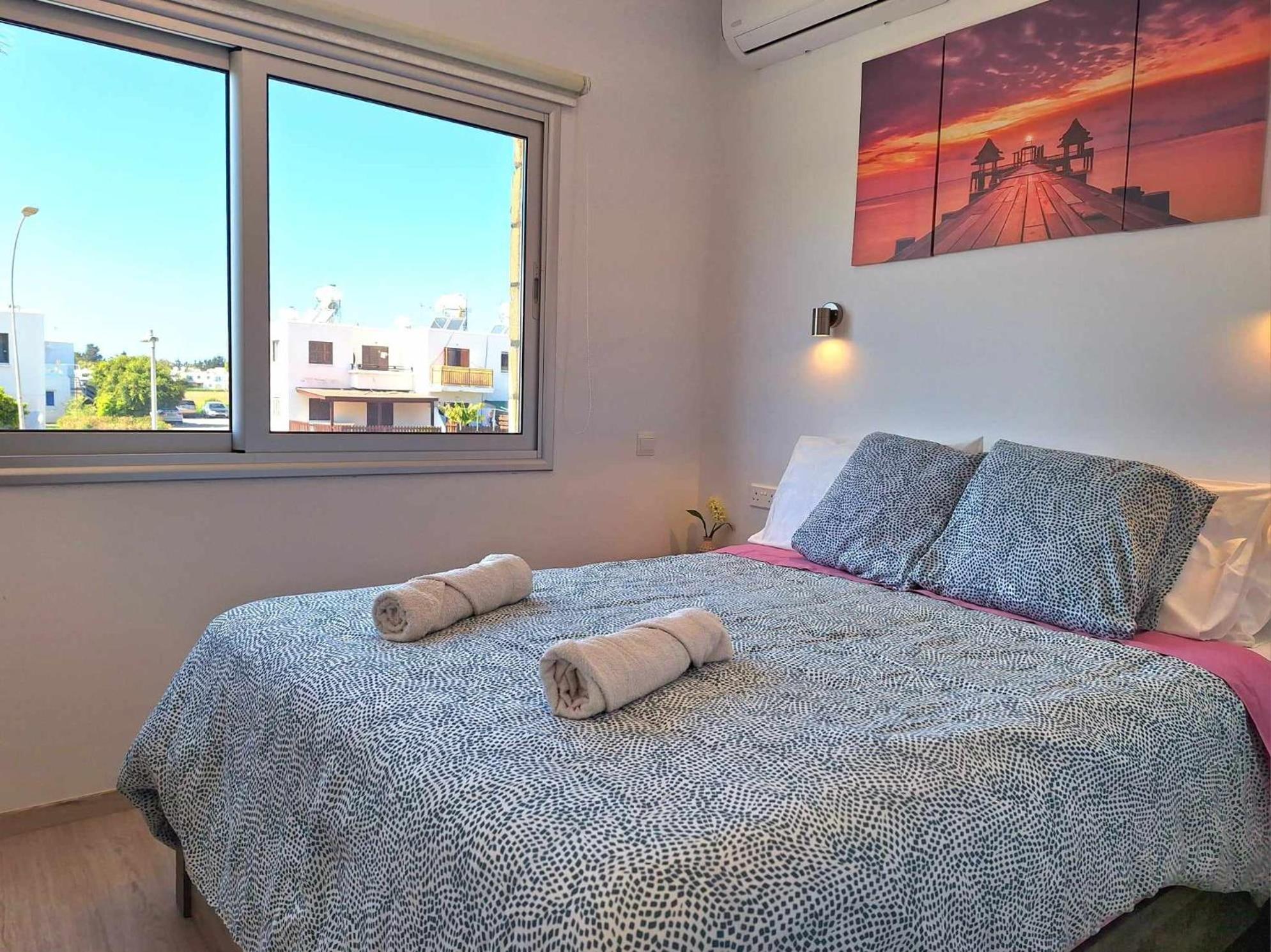 Appartement Charming Holiday Retreat Kato Paphos Apt 400M To The Beach Extérieur photo